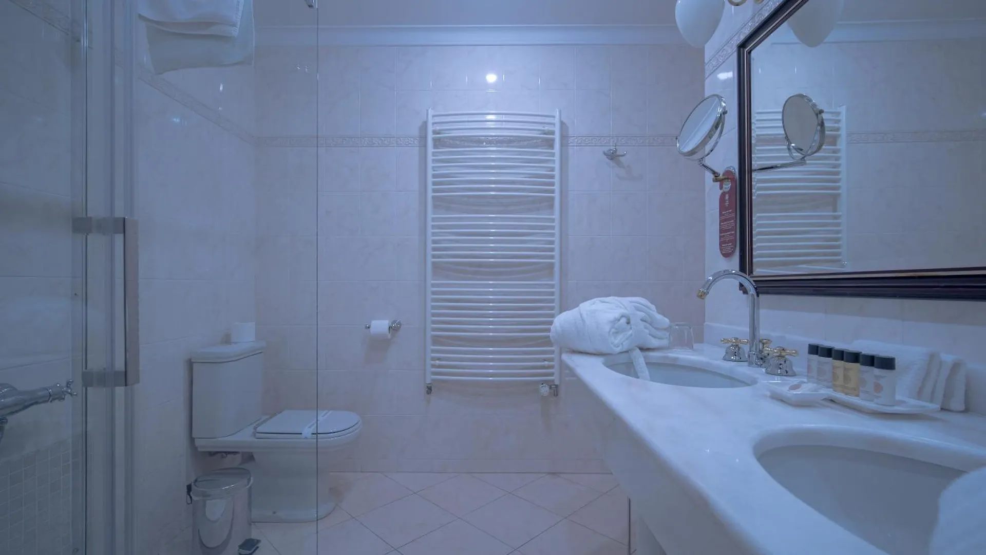 Hotel Liberty Praga 4*,