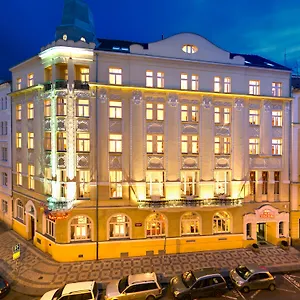 Theatrino **** Praga