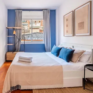 next-to-sagrada-familia-4-bedroom-apartment.catalonia-hotels.com/
