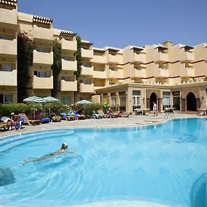 احجز هنا