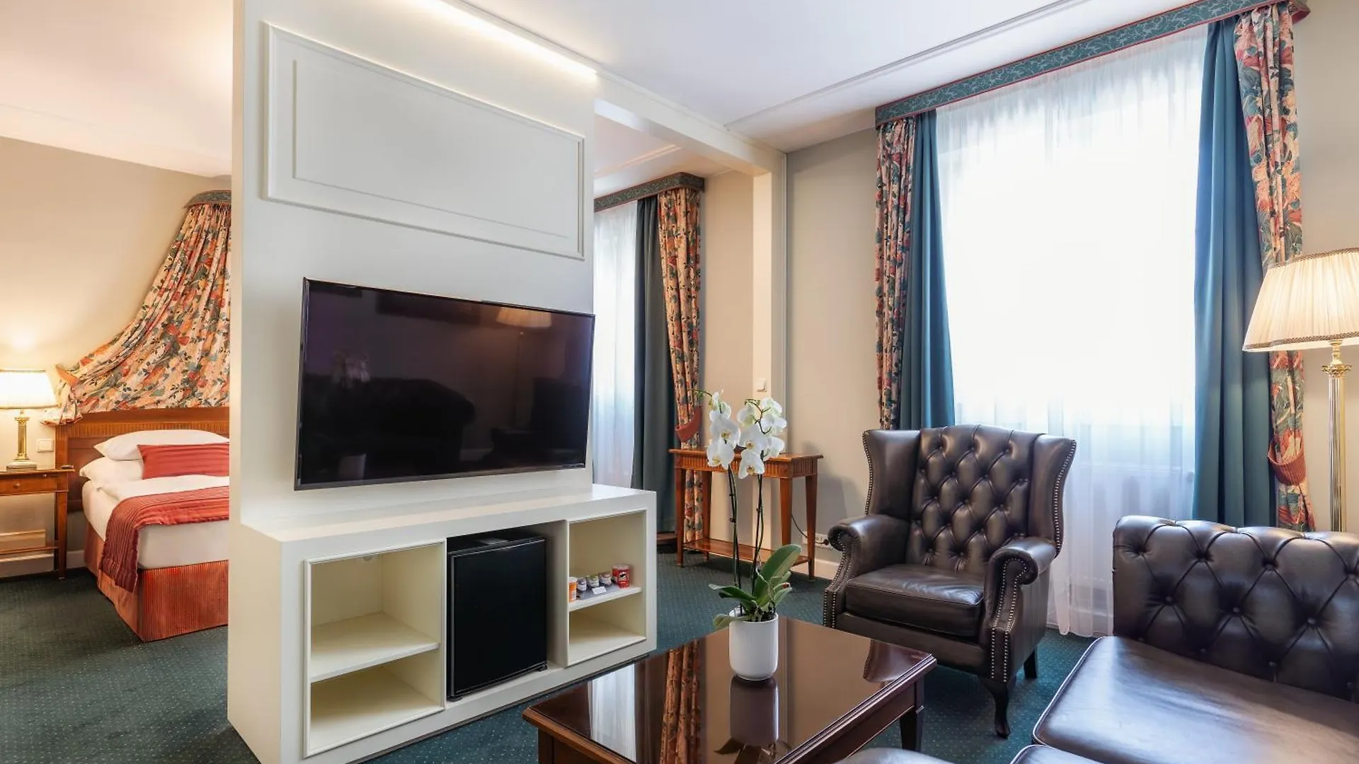 Hotel Liberty Prague 4*,